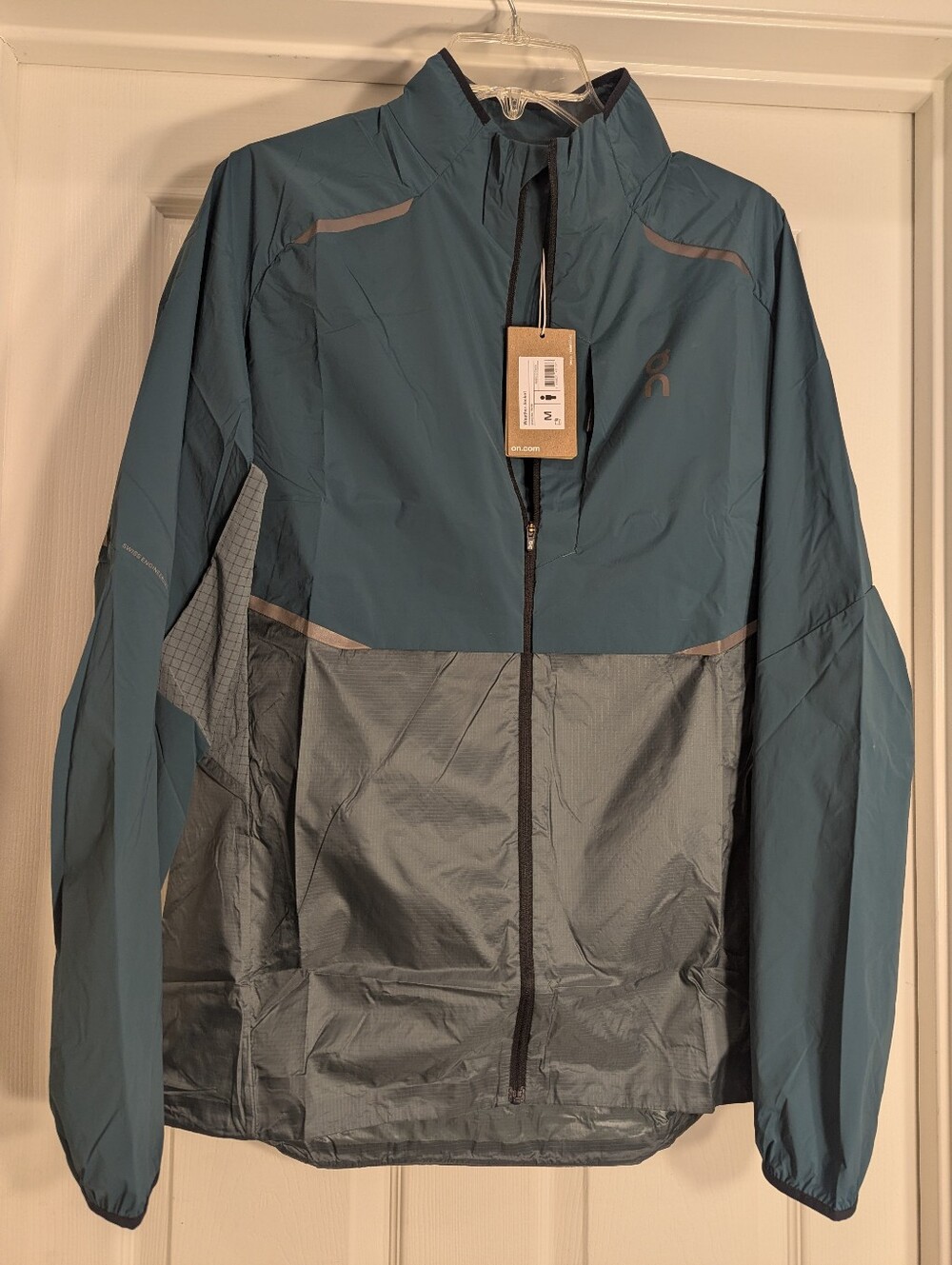 NWT On Running Weather Jacket Cloud Men M Lightweight Water Resistant Spirulina